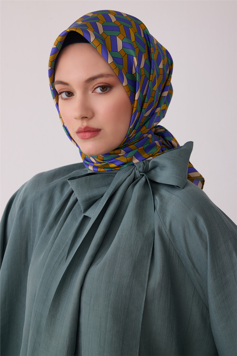 Belli 2026 - 2027 Sonbahar Kış Twill İpek Eşarp 4407D 80