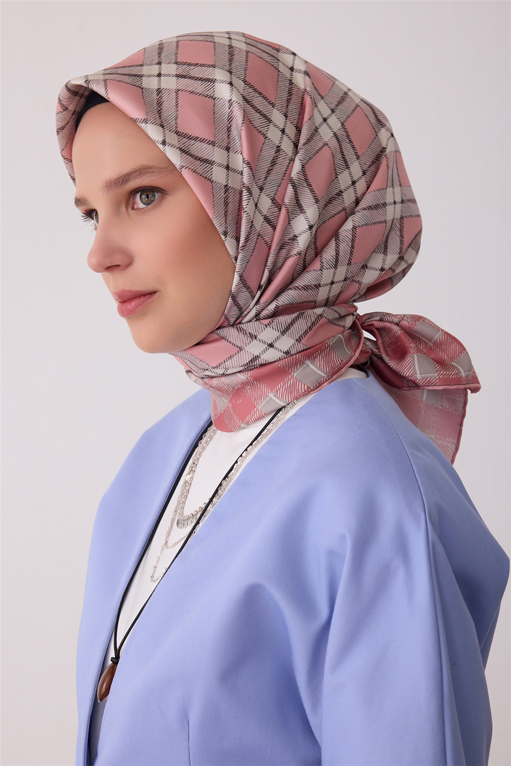 Belli 2026 - 2027 Sonbahar Kış Twill İpek Eşarp 4421D 81