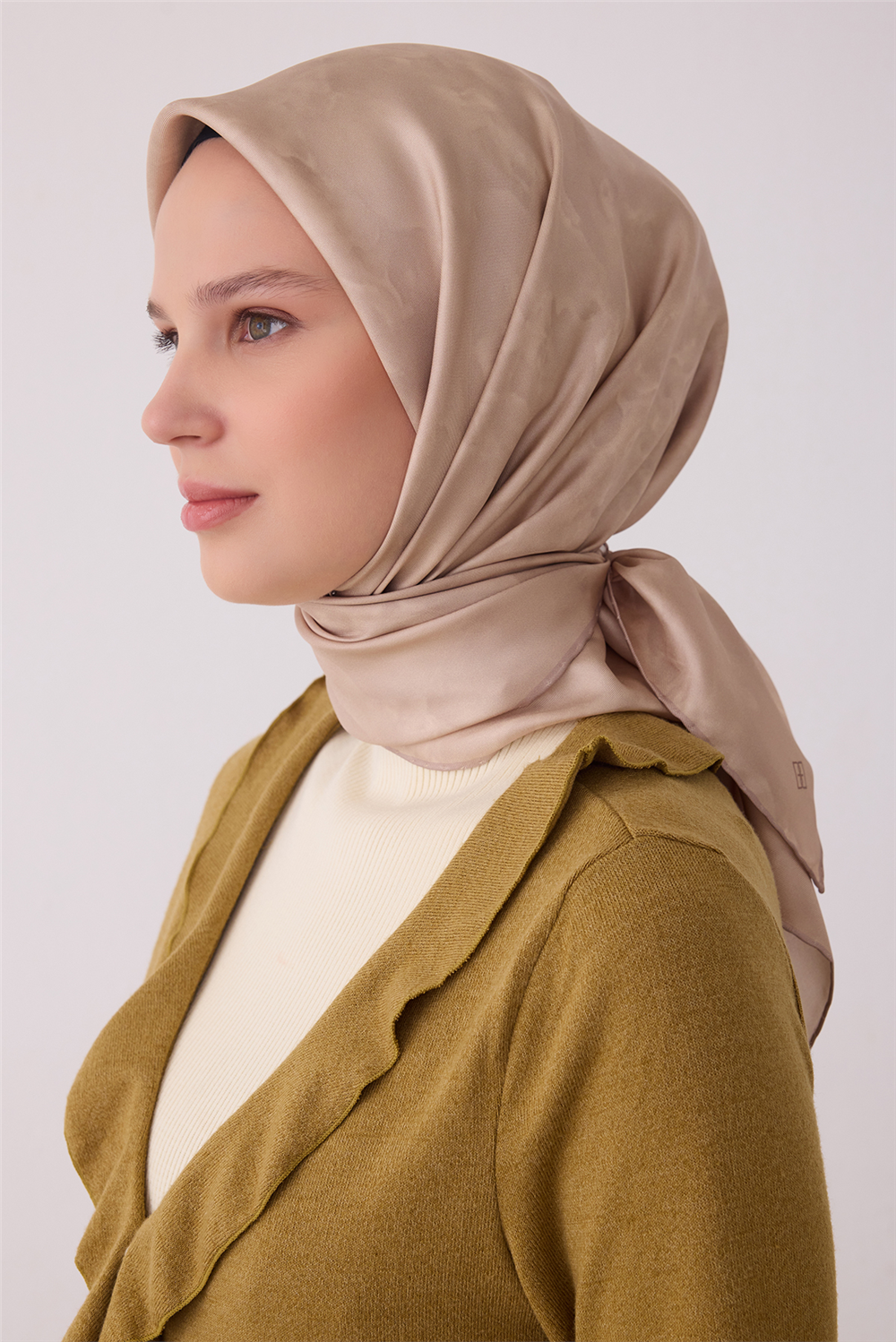 Belli 2026 - 2027 Sonbahar Kış Twill İpek Eşarp 4428D 56