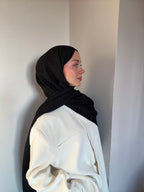 Akel Asetat Üçgen Şal Siyah