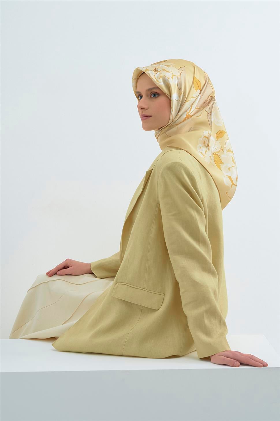 Armine 2026 İlkbahar Yaz Saf İpek Sura Eşarp 9509D 07