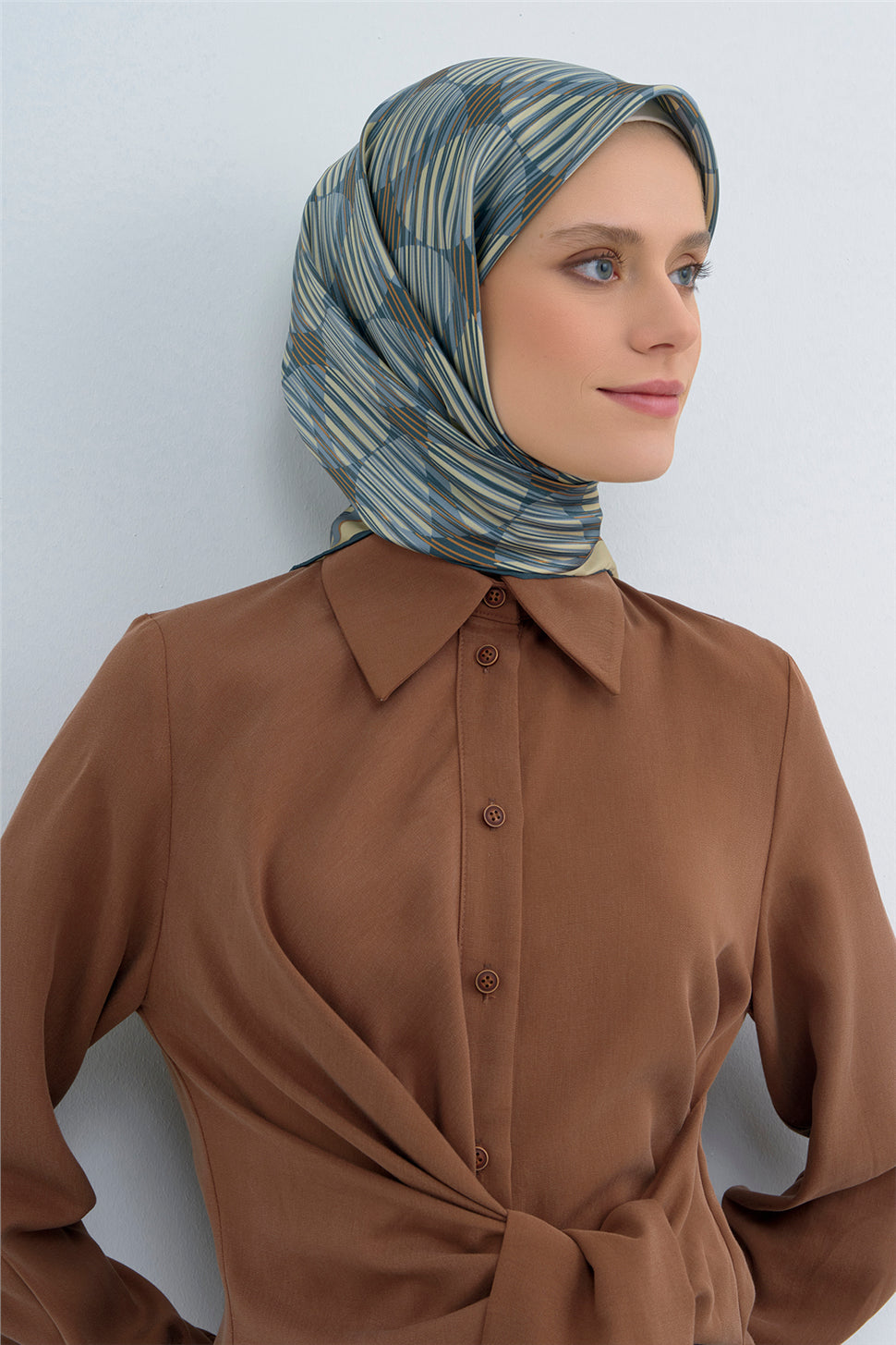 Armine 2026 İlkbahar Yaz Saf İpek Sura Eşarp 9533D 84
