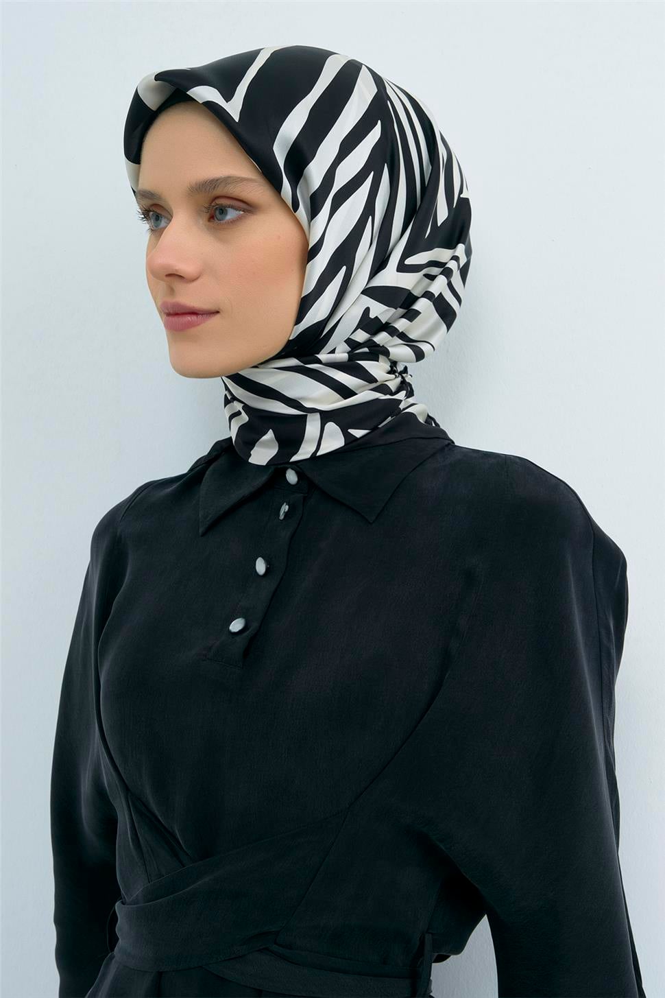 Armine 2026 İlkbahar Yaz Saf İpek Sura Eşarp 9550D 30