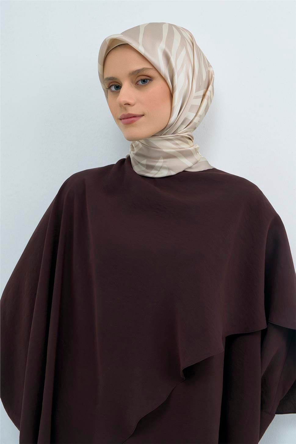 Armine 2026 İlkbahar Yaz Saf İpek Sura Eşarp 9550D 35